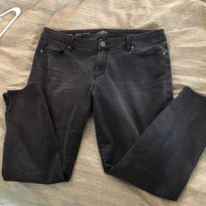 Loft skinny jeans zipper ankle